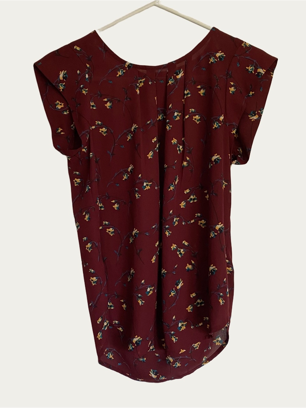 Alice Blue Burgundy Floral Cap-Sleeve Blouse Small